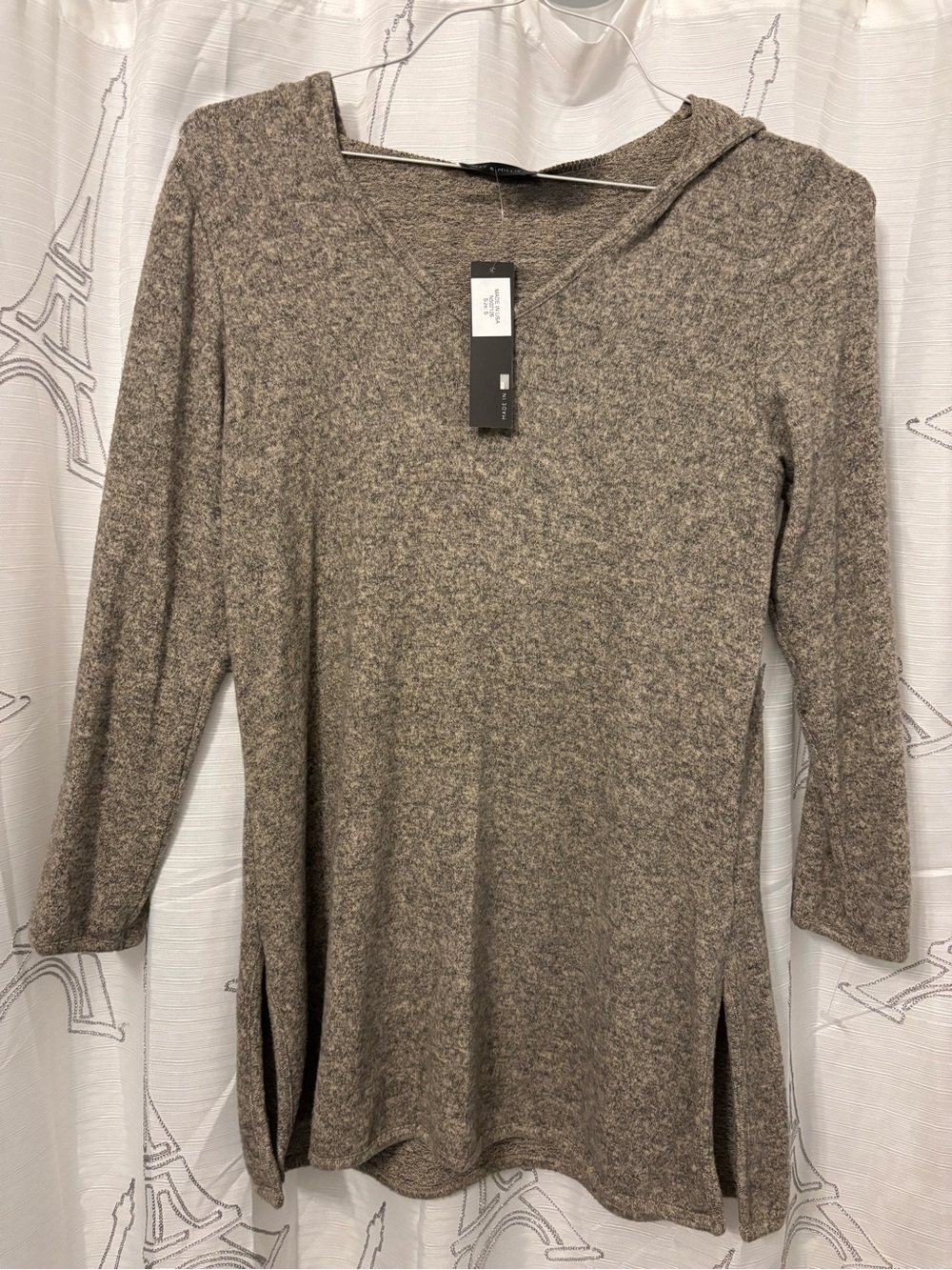 Women’s Hooded Long-Sleeve Tunic top in Heather Taupe